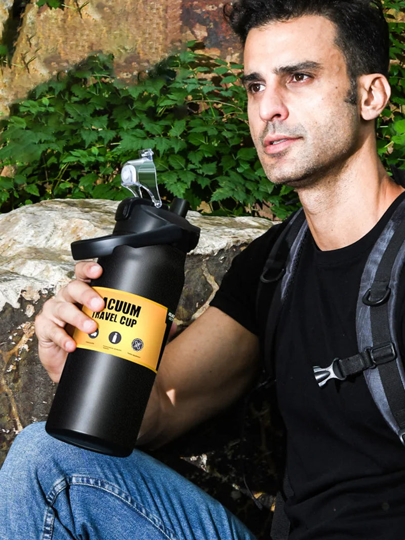 Outdoor Adventure Ready: 304 Stainless Steel Insulated Thermal Mug with Straw - Keep Drinks Hot or Cold for Hours!